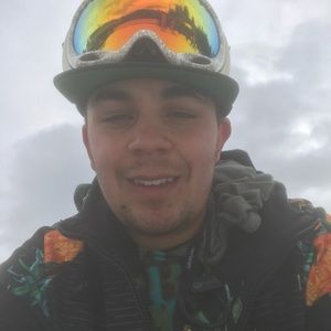 Meet your Posher, Hakeem